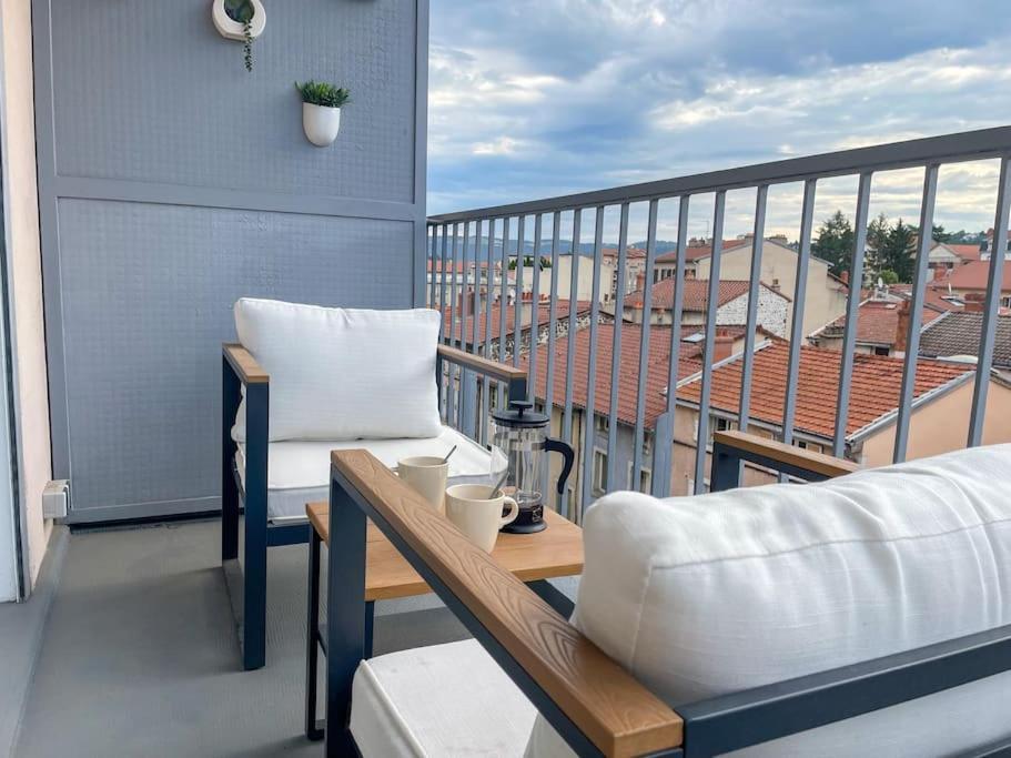 Le Lagon Bleu - Appt Wifi Parking Balcon Le Puy-en-Velay Buitenkant foto