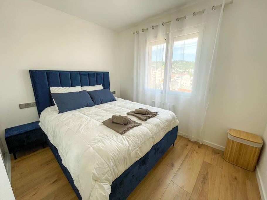 Le Lagon Bleu - Appt Wifi Parking Balcon Le Puy-en-Velay Buitenkant foto